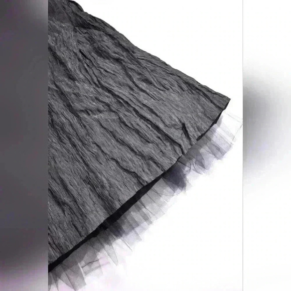 PINK TARTAN Grey Crinkle Lame Ballet Mesh Knee Flair  Skirt 4US Medium Canada - Picture 5 of 9